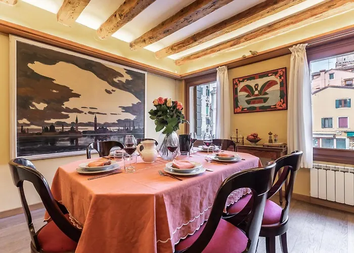 La Tana Cozy In Campo San Maurizio Venise